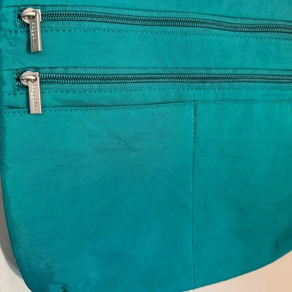 Baggallini crossbody tourquoise bag, EUC - Picture 2 of 7